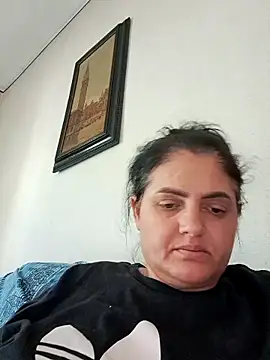 Snapshot of Sony28v chatting on June 3, 2026, 2:33 pm Sony28v online show from June 3, 2026, 2:33 pm
