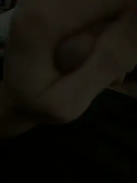 buyukyarak31 online show from February 13, 2026, 1:56 am