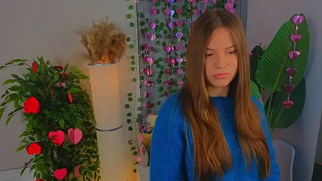 SavannaBomer online show from February 15, 2026, 6:54 am