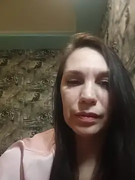 AlisaLowq online show from February 19, 2026, 6:26 pm