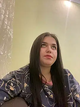 MilaKis online show from February 10, 2026, 6:01 pm