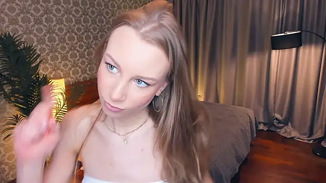 CarmenLipkin online show from March 9, 2026, 2:21 pm