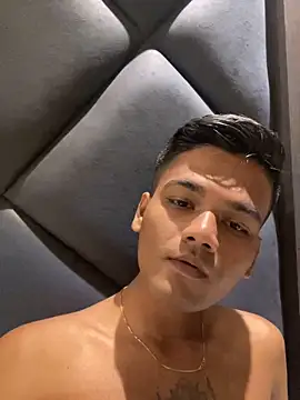 Dazzling dude online show from March 20, 2026, 8:46 pm