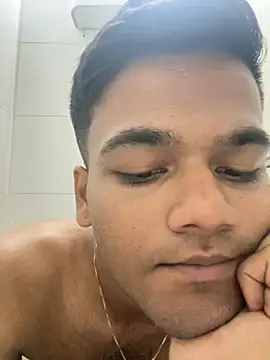 Dazzling dude online show from April 8, 2026, 6:41 pm