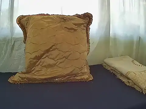 Tallgoddess online show from February 10, 2026, 10:30 am