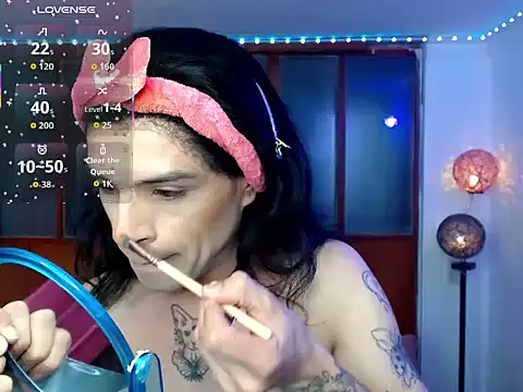 DanniHotBoy02 online show from March 12, 2026, 9:10 pm