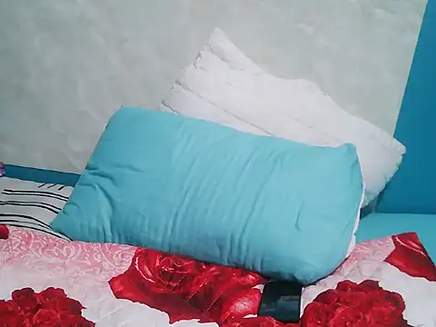 YummyBoobs  online show from March 4, 2026, 3:07 pm