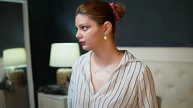 JessicaJupiter online show from April 14, 2026, 6:36 pm