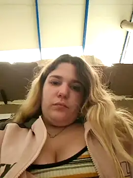 Dulcexpecado online show from March 23, 2026, 4:44 pm