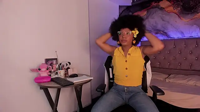 CataleyaMoon  online show from April 20, 2026, 7:48 pm