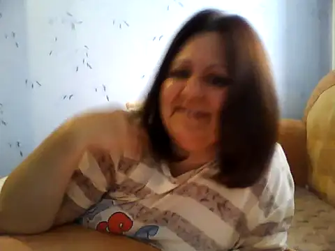 Snapshot of LockyCharm111 chatting on July 5, 2026, 3:52 pm LockyCharm111 online show from July 5, 2026, 3:52 pm