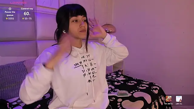 Xara u online show from April 9, 2026, 5:18 pm