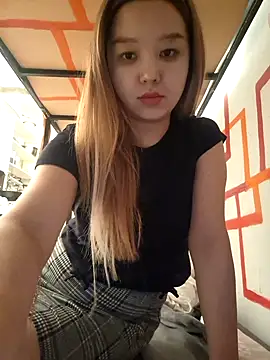 BrooklynOlsen online show from March 19, 2026, 4:00 pm