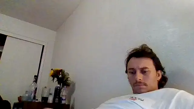 Tallhungandcloudy online show from February 18, 2026, 7:48 am