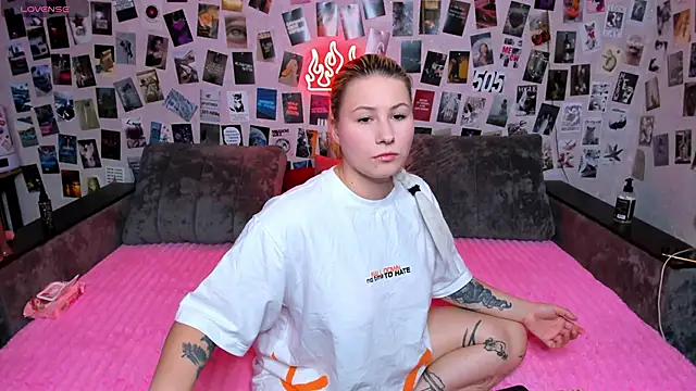 x Ulya1cutex online show from May 31, 2026, 4:58 pm