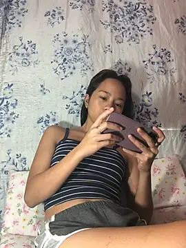 Snapshot of Asianpinay_Skinny1818 chatting on July 21, 2026, 12:24 am Asianpinay Skinny1818 online show from July 21, 2026, 12:24 am