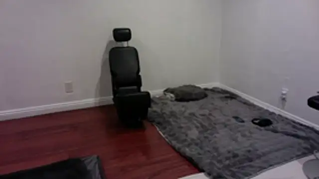 dany217965 online show from March 12, 2026, 5:46 am