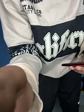 mondacuo3000 online show from March 28, 2026, 6:51 pm