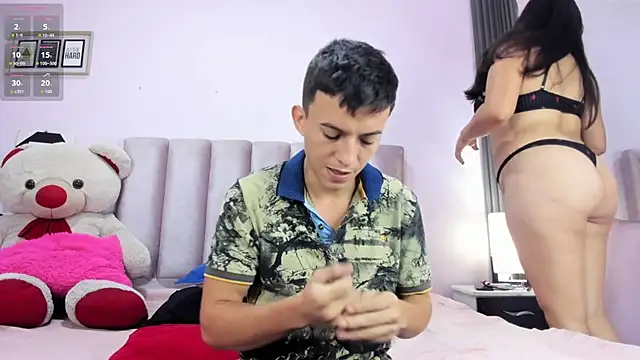 Dylan and Kim online show from March 4, 2026, 12:33 pm