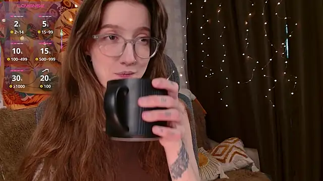 lolami  online show from February 25, 2026, 5:39 am