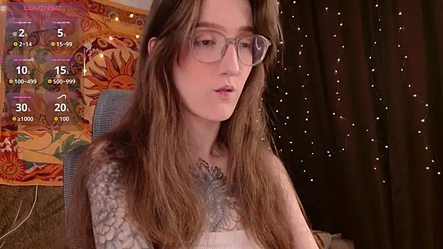 lolami  online show from April 15, 2026, 6:31 am