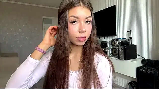 You Club Winx online show from April 22, 2026, 7:22 am