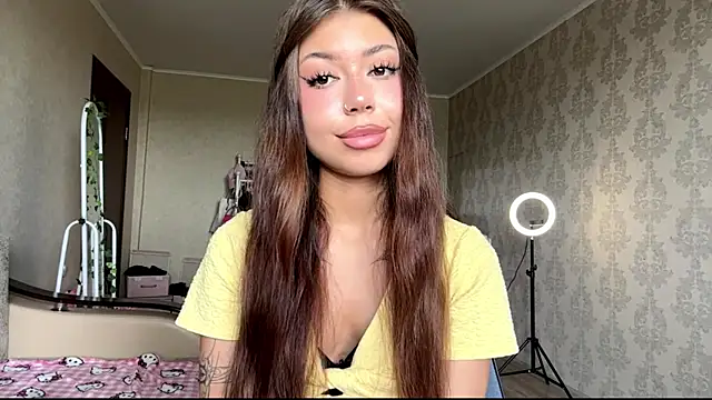 Snapshot of You_Club_Winx chatting on June 11, 2026, 8:23 am You Club Winx online show from June 11, 2026, 8:23 am