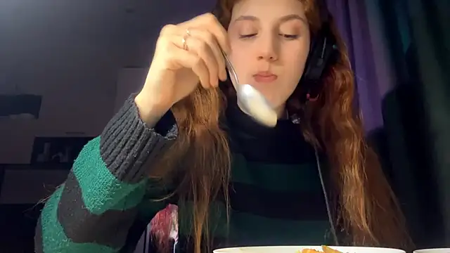 AliceCarrol online show from March 6, 2026, 3:41 pm