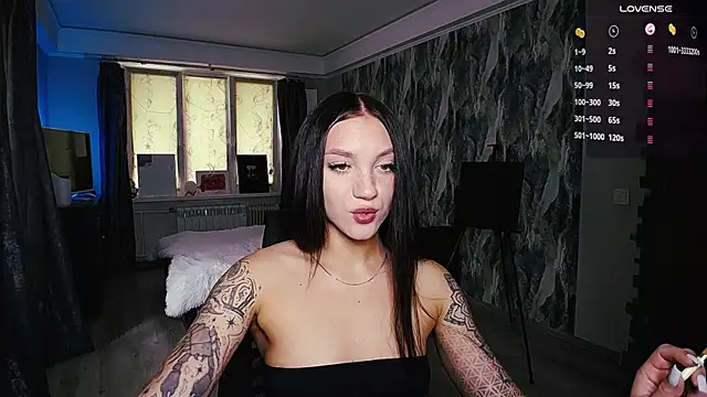 Snapshot of comeherehoney chatting on July 9, 2026, 11:25 am comeherehoney online show from July 9, 2026, 11:25 am