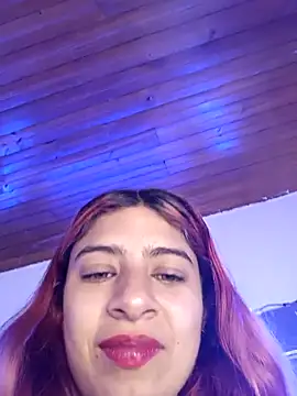 lunabloom2 online show from March 6, 2026, 2:46 pm