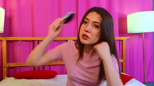 AliceZimmer online show from March 4, 2026, 7:42 pm