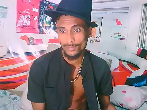 EroticPoison69 online show from February 25, 2026, 5:33 pm