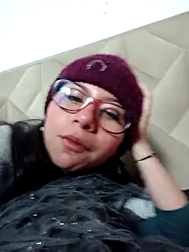 Mei hells online show from April 21, 2026, 4:30 am