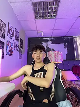 Philippsx online show from July 20, 2026, 8:00 pm