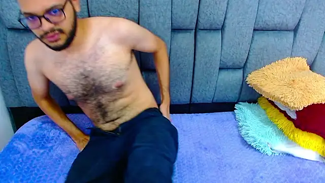 J black  online show from March 3, 2026, 10:37 pm