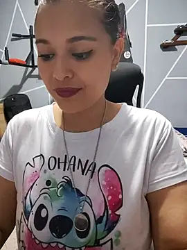 haffsa   online show from April 24, 2026, 1:41 am