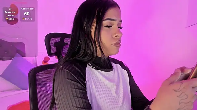 Aisha Haddad online show from February 13, 2026, 2:35 pm