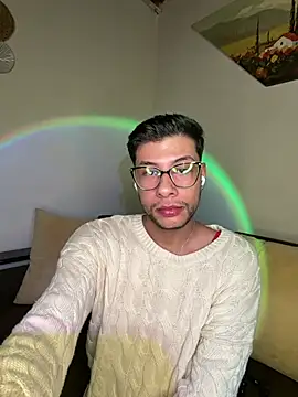 Miissy  online show from March 19, 2026, 2:04 am