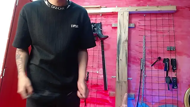 Zoe Ferrer7 online show from April 23, 2026, 8:55 pm