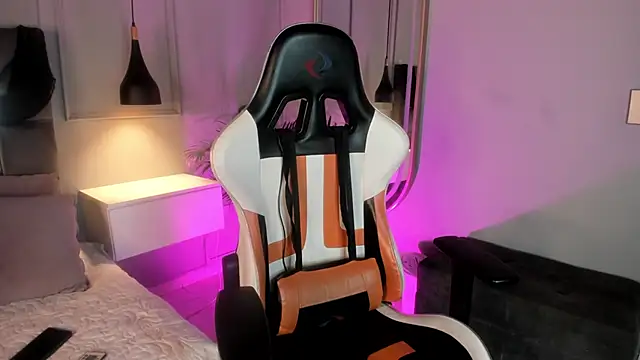 Winnie cutee online show from March 6, 2026, 3:25 am