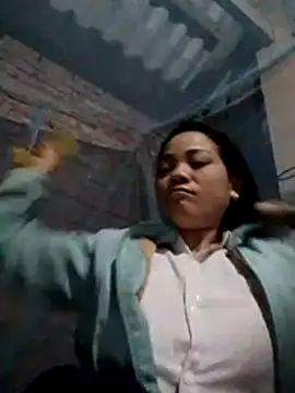 molly-xx online show from February 21, 2026, 8:10 pm