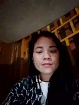 molly-xx online show from March 9, 2026, 7:18 pm