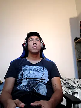 mamichula266 online show from April 16, 2026, 12:17 pm