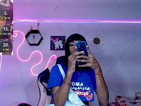 Violeta R  online show from February 20, 2026, 6:48 am