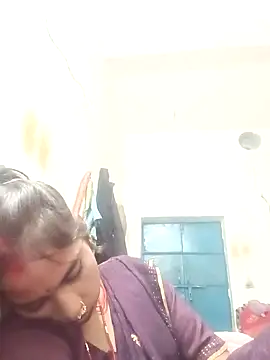 Anjli hote online show from February 13, 2026, 6:48 pm