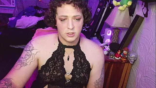 Abagail soft online show from April 21, 2026, 2:51 am