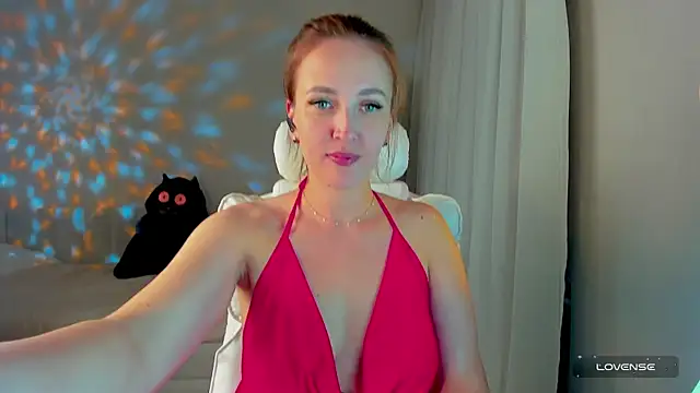 she wolf online show from April 21, 2026, 2:01 pm