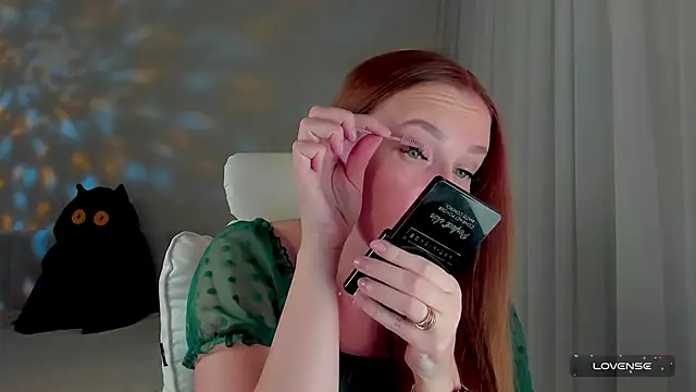 she wolf online show from April 22, 2026, 4:41 pm