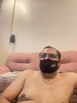 maleattention online show from April 22, 2026, 4:08 pm