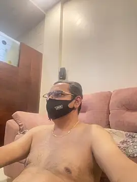 maleattention online show from May 7, 2026, 2:44 pm